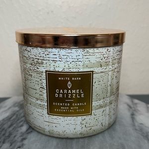 Bath & Body Works Candle in Caramel Drizzle